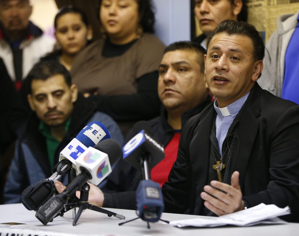 ACTIVISTA SALVADORE—O CORRE RIESGO DE PRISI”N POR INTERRUMPIR AUDIENCIA
