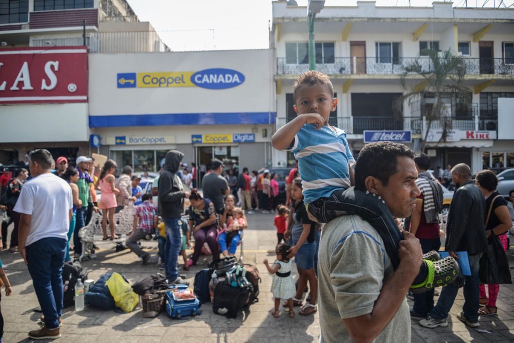 Más de 3.000 migrantes hondureños y salvadoreños cruzaron a México