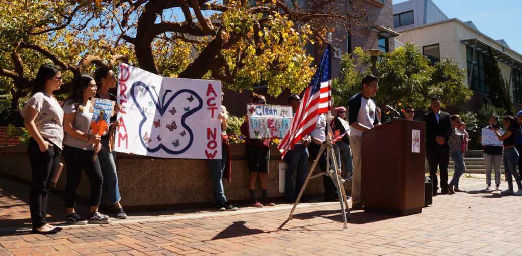 Dreamers-de-la-frontera