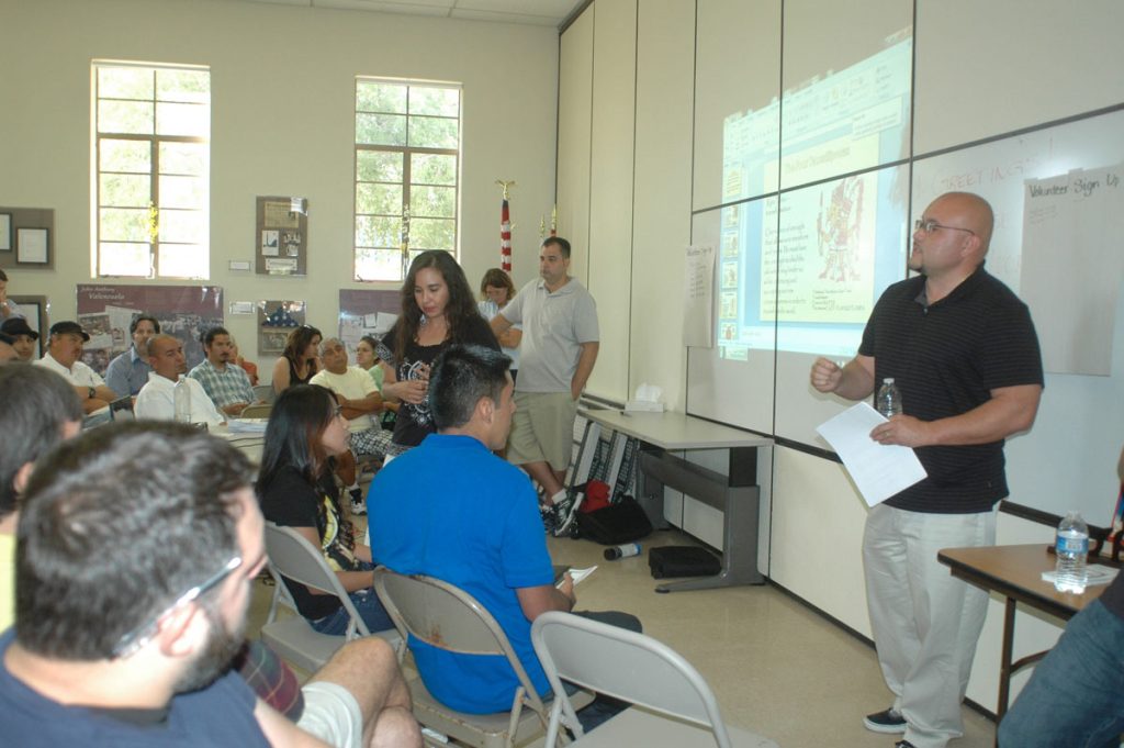 BUSCAN MANTENER CON VIDA EL PROGRAMA DE ESTUDIOS MEXICOAMERICANOS EN ARIZONA
