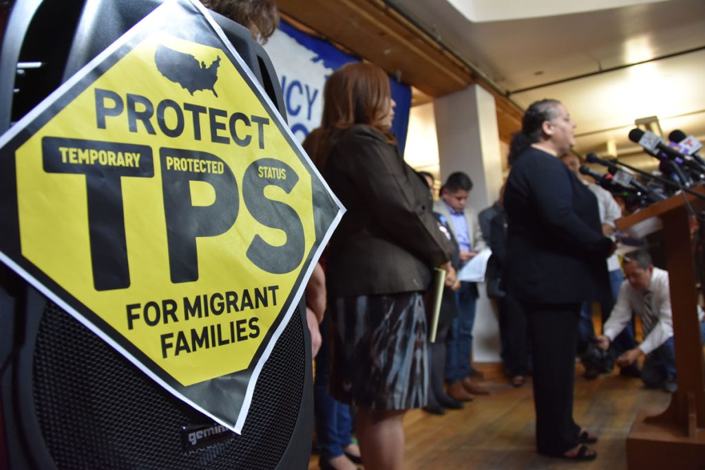 Centroamericanos con TPS darán la batalla para permanecer legales en EE.UU.