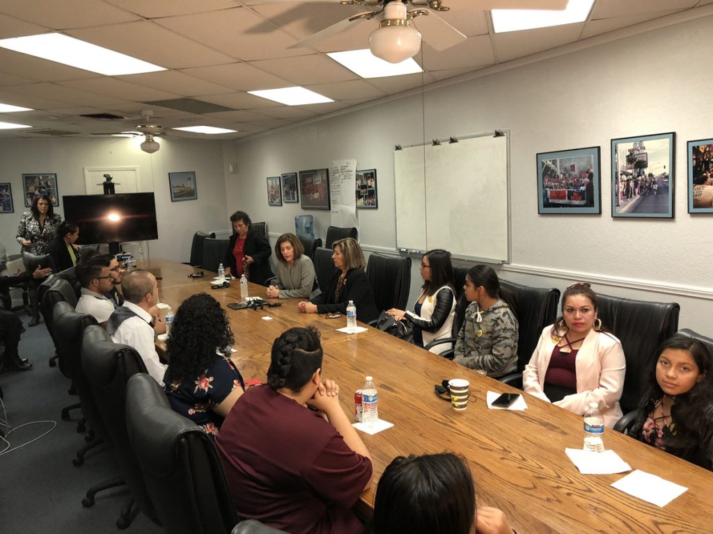 Reunión-con-la-senadora
