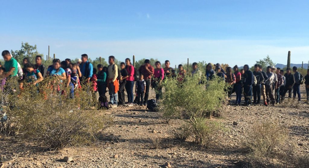 CBP detiene a 163 indocumentados en la frontera de Arizona con México