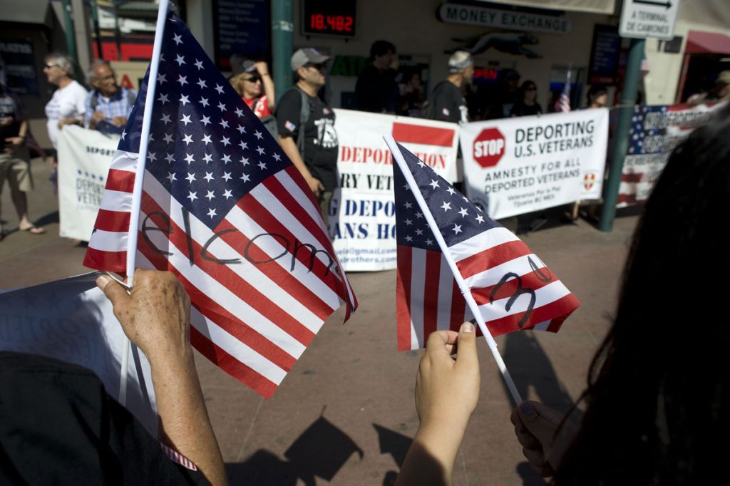 VETERANOS DEPORTADOS DEMANDAN AL GOBIERNO DE EE.UU. ATENCIÓN MÉDICA